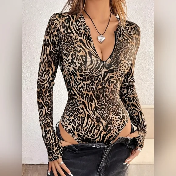 NWT Brown Tiger Leopard Print Long Sleeve Zip Up Bodysuit - Picture 3 of 4